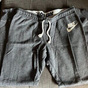 Nike Joggers